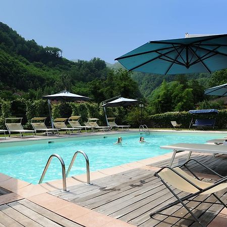 Hotel Ristorante Corona Lukka Zewnętrze zdjęcie