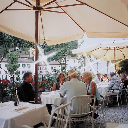 Hotel Ristorante Corona Lukka Zewnętrze zdjęcie