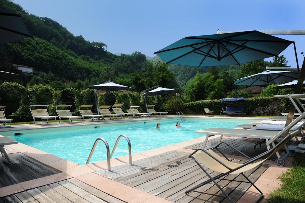 Hotel Ristorante Corona Lukka Zewnętrze zdjęcie